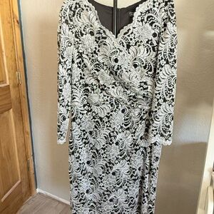 Jessica Howard Black & Silver Sequin Lace Dress | Size 16 | Formal Evening